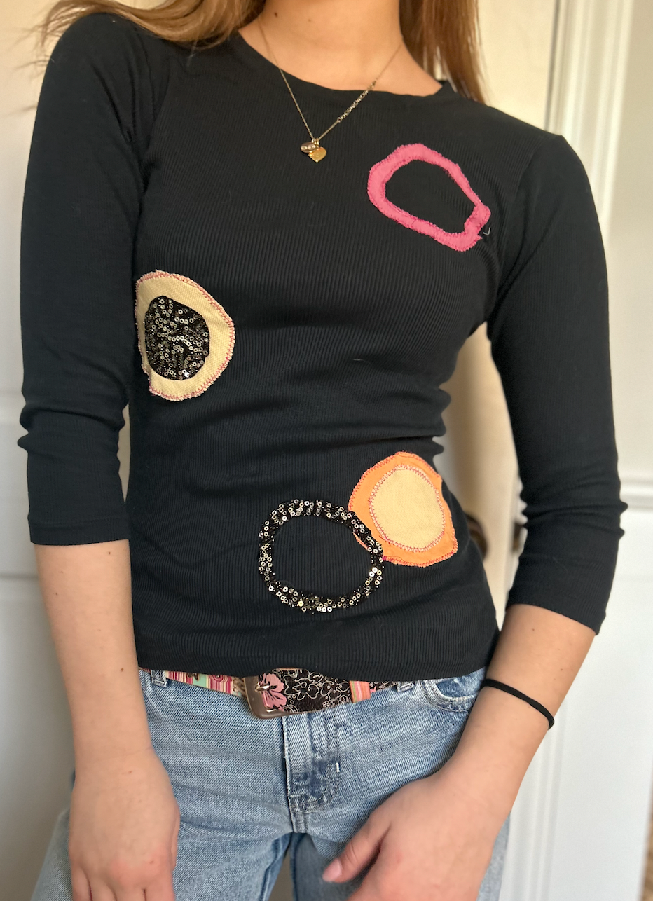 Black Half Sleeve Circles Design