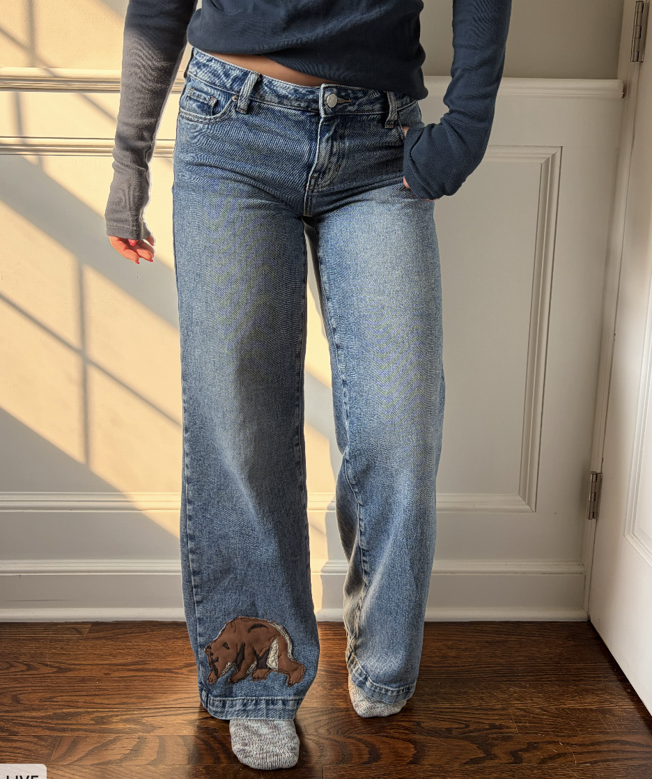 Bear Low Rise Baggy Jeans