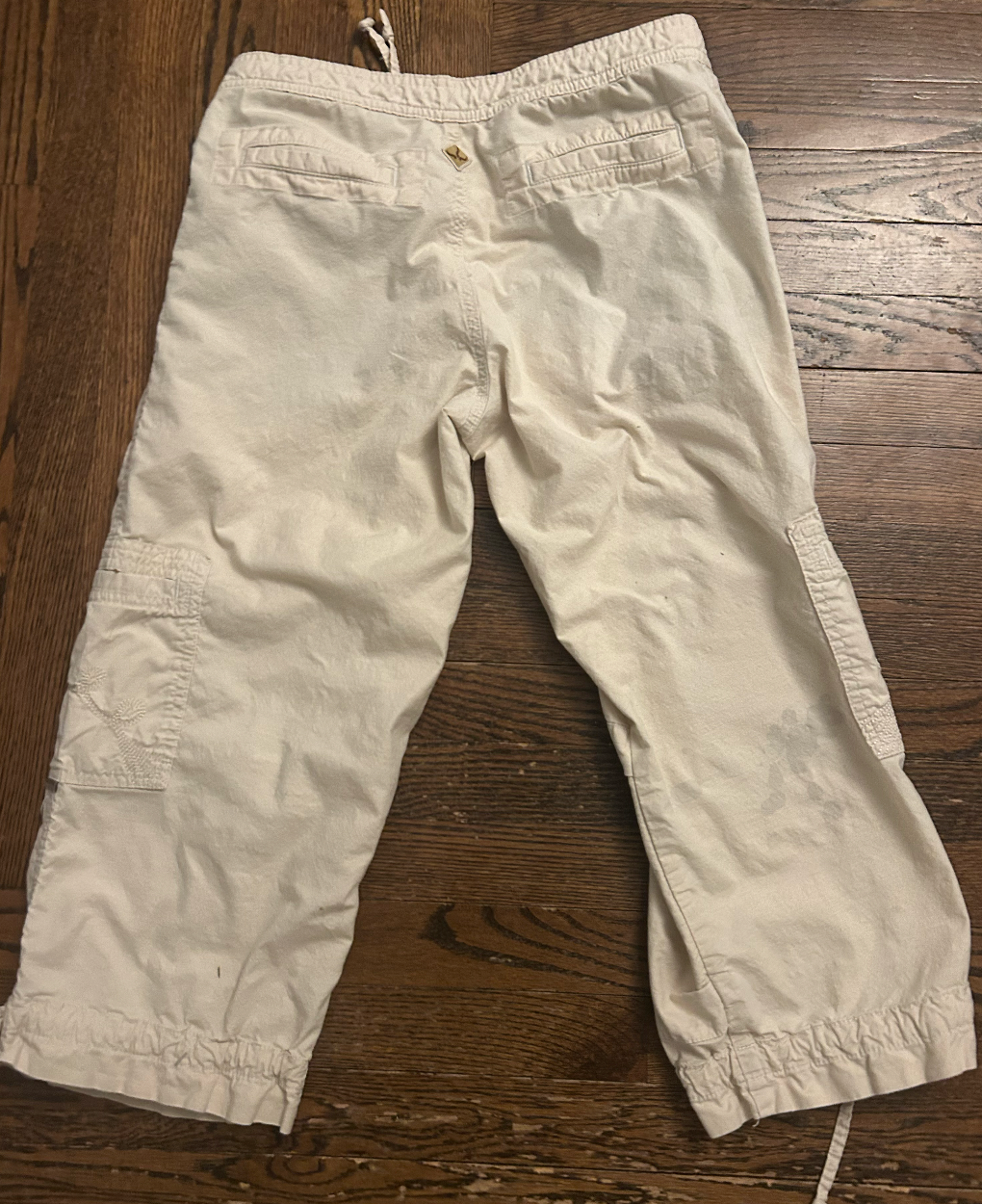 Reworked Hummingbird & Flowers Capri Cargo Pants